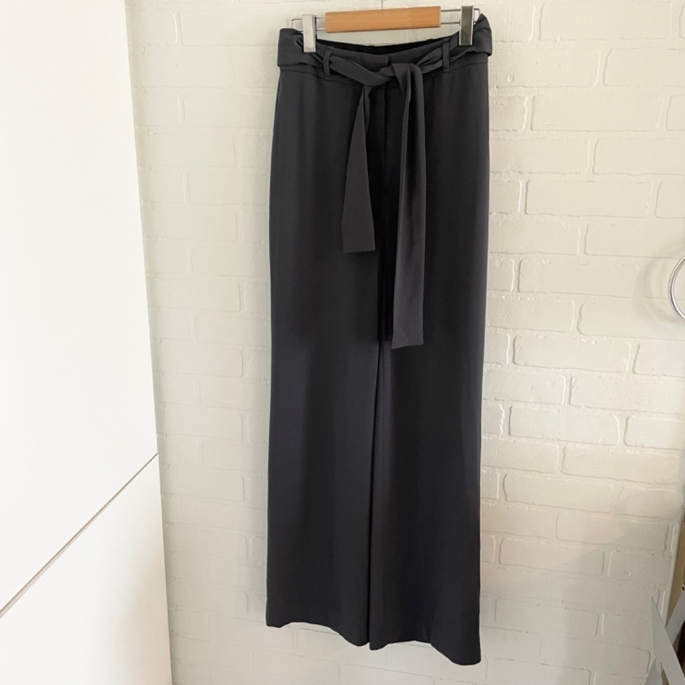 Aritzia Babaton Quillan Tie Waist Wide Leg Pants Pockets Quiet Luxury Size 4 - Picture 3 of 13